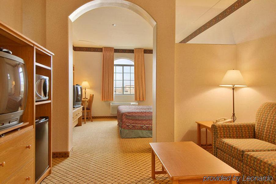 The Inn At Rolling Hills Casino & Resort Corning Szoba fotó