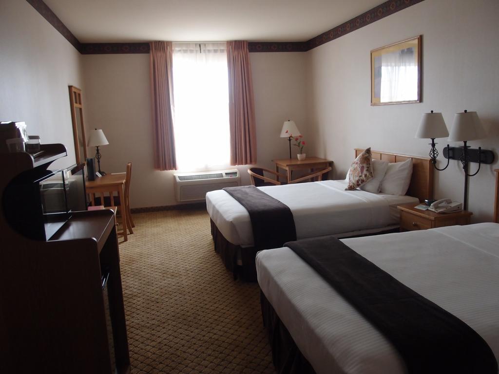 The Inn At Rolling Hills Casino & Resort Corning Kültér fotó